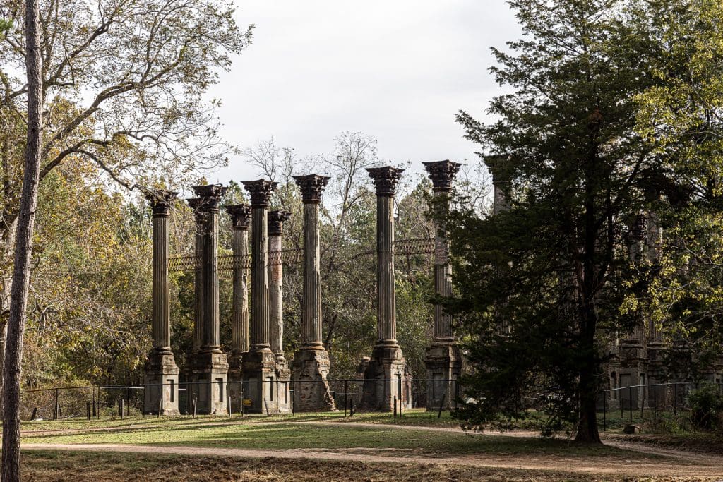 The Windsor Ruins of Port Gibson, Mississippi - Full Architecture Long view