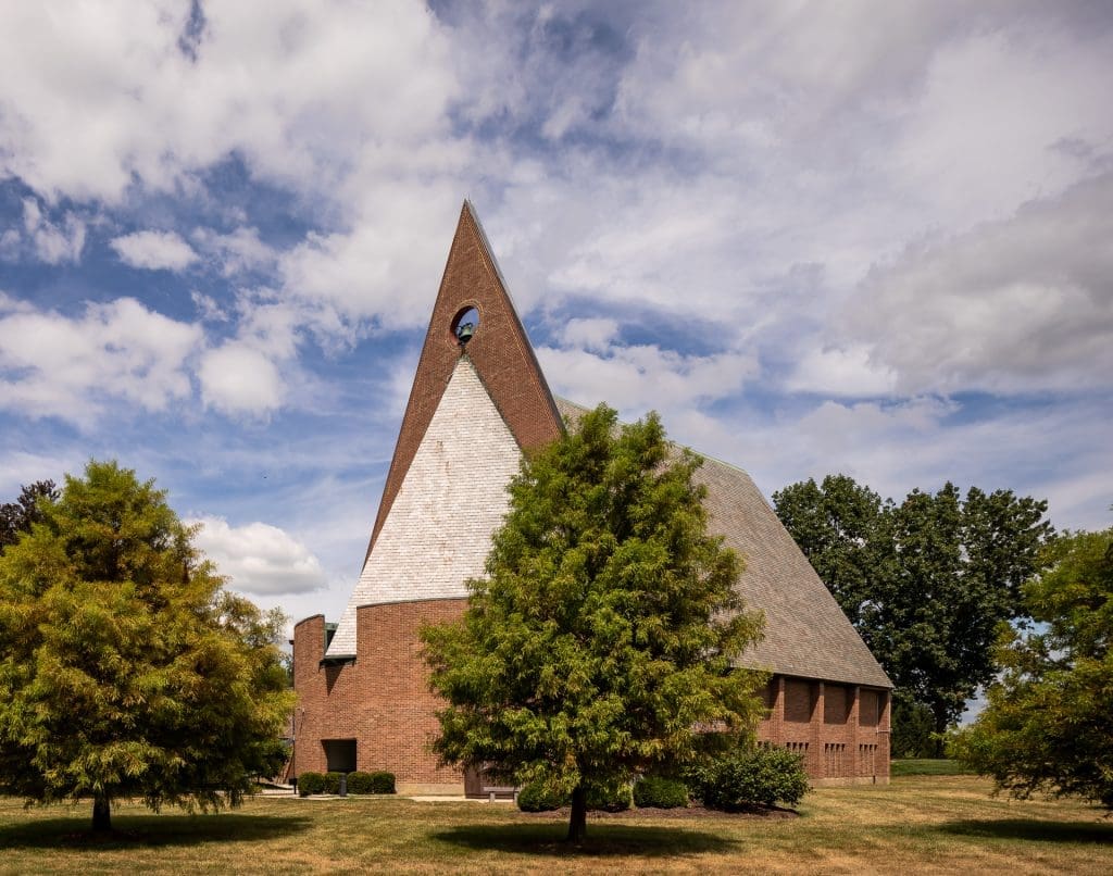 First Baptist Church - Columbus, Indiana Architecture - Exterior - Architect Harry Weese