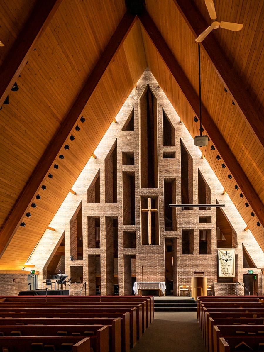 First Baptist Church - Columbus, Indiana Architecture - Interior Design - Architect Harry Weese