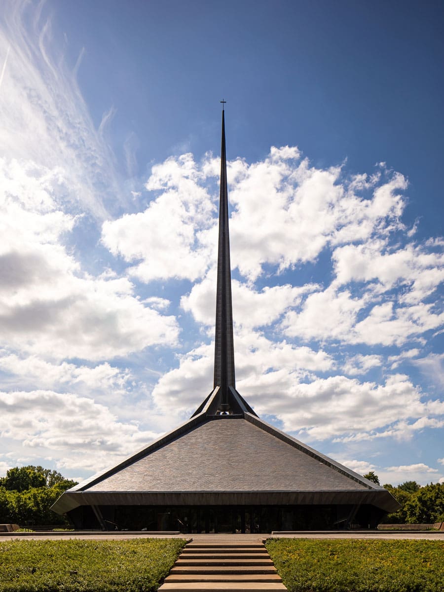North Christian Church - Columbus, Indiana Architecture - Architect Eero Saarinen