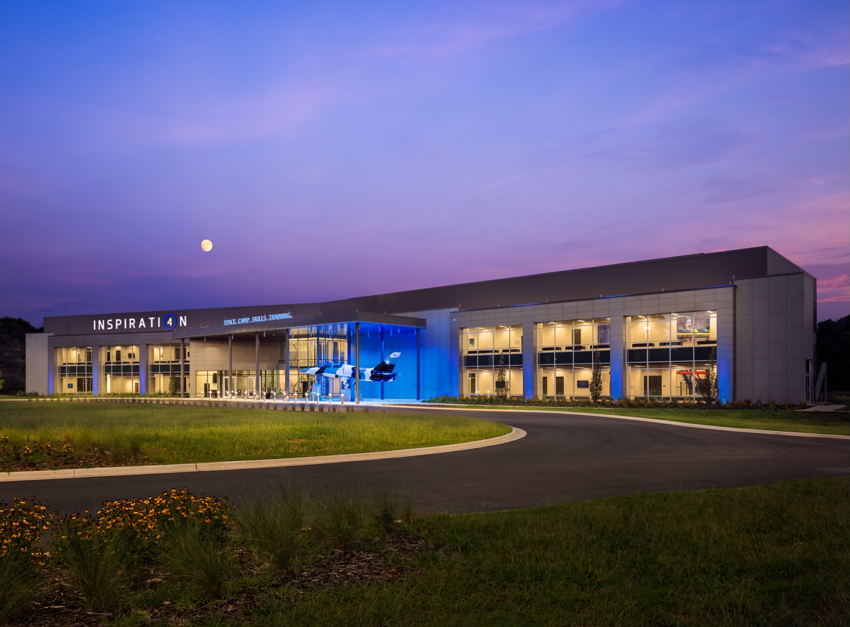 US Space & Rocket Center Skills Training Center designed by @kpsgroup_inc - #architecture #architecturalphotographer #architecturephotographylovers #architecturephoto #spaceandrocketcenter